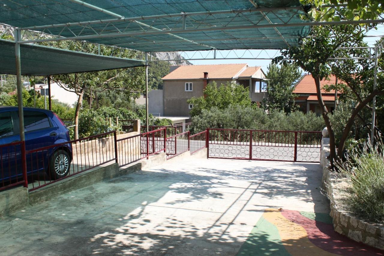 Apartments And Rooms With Parking Space Gradac, Makarska - 6819 Gradac  Εξωτερικό φωτογραφία