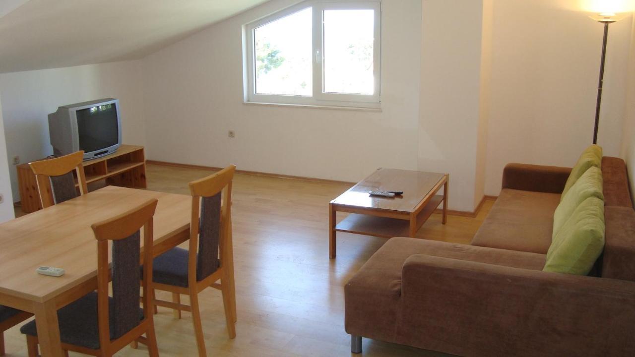 Apartments And Rooms With Parking Space Gradac, Makarska - 6819 Gradac  Εξωτερικό φωτογραφία