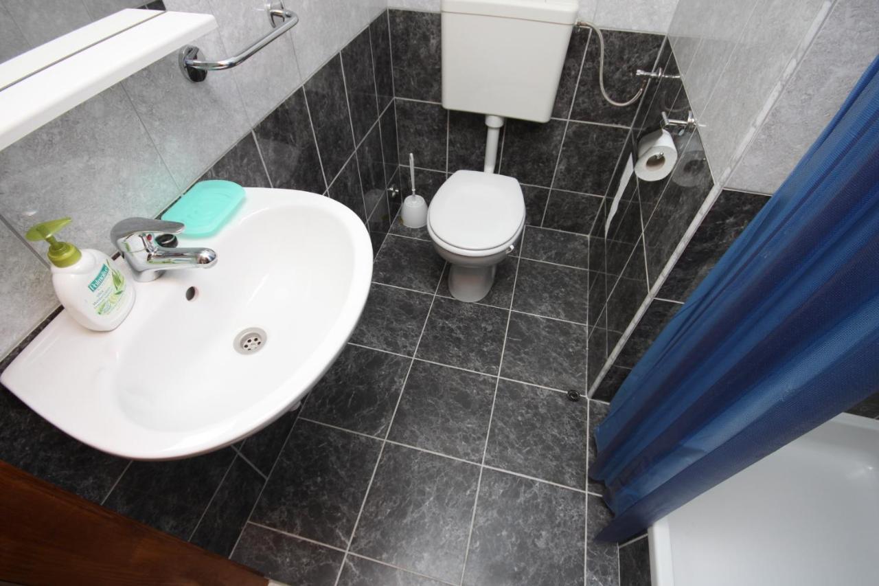 Apartments And Rooms With Parking Space Gradac, Makarska - 6819 Gradac  Εξωτερικό φωτογραφία